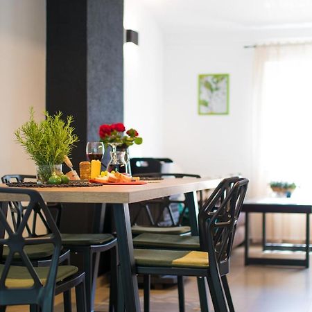 Apartmani Melita Malinska Eksteriør bilde