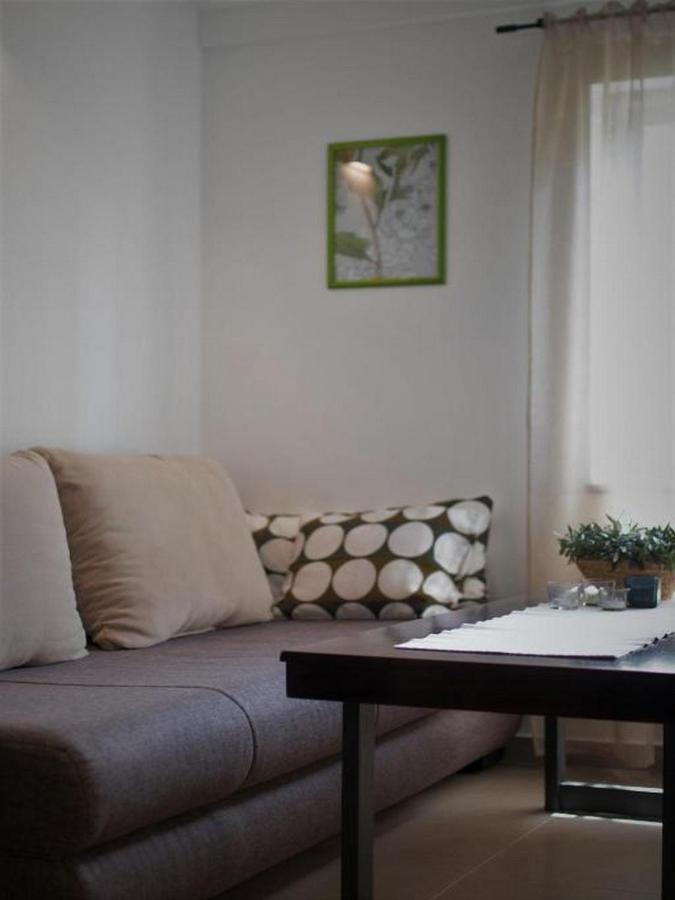 Apartmani Melita Malinska Eksteriør bilde